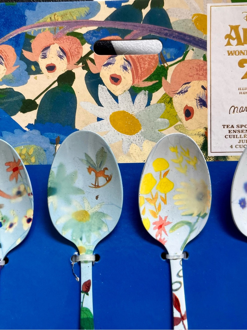 NWT! Disney Parks Alice in Wonderland 70th Anniversary Spoon Set - Picture 4 of 7